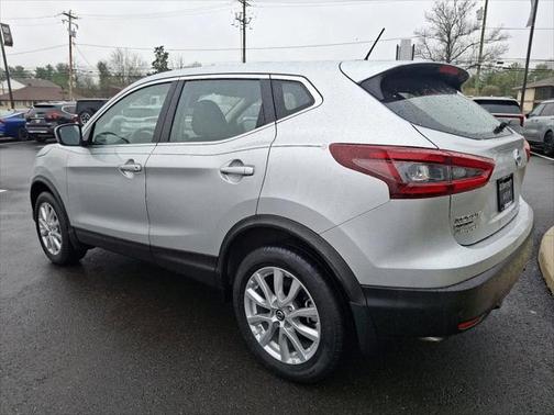 2022 Nissan Rogue Sport S