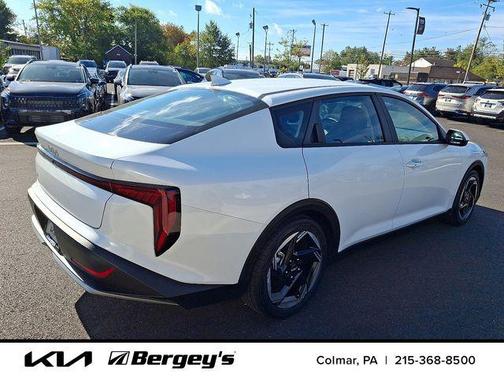 2025 Kia K4 EX