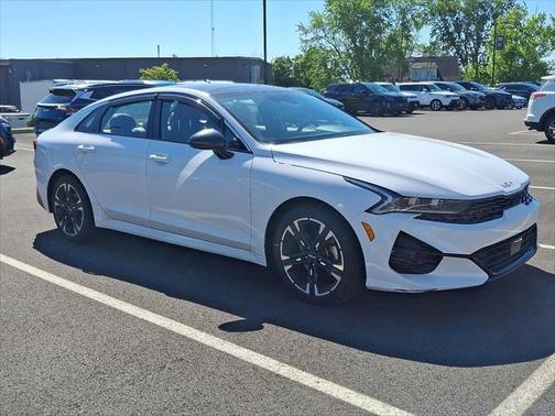 2022 Kia K5 GT-Line