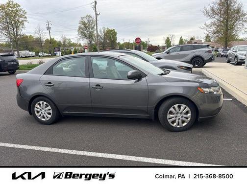 Gunmetal Gray Pearl Metallic 2013 Kia Forte EX