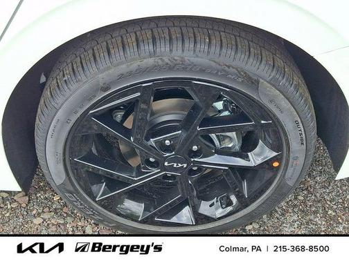 Snow White Pearl 2026 Kia K5 GT-Line FWD