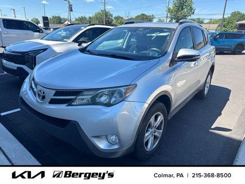Classic Silver Metallic 2013 Toyota RAV4 XLE