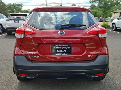 2018 Nissan Kicks SV