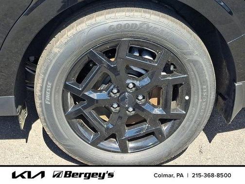 Aurora Black Pearl 2026 Kia Carnival SX Prestige