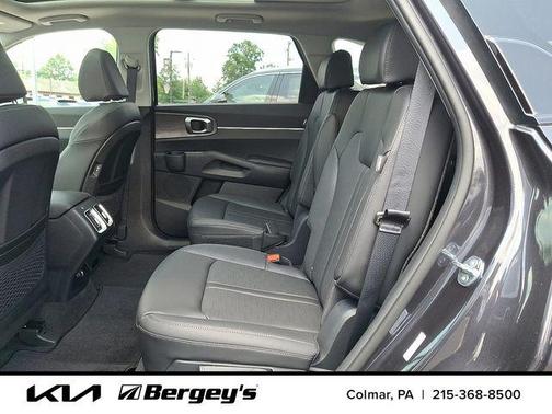 2025 Kia Sorento EX