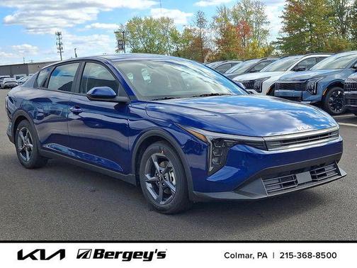2025 Kia K4 LXS