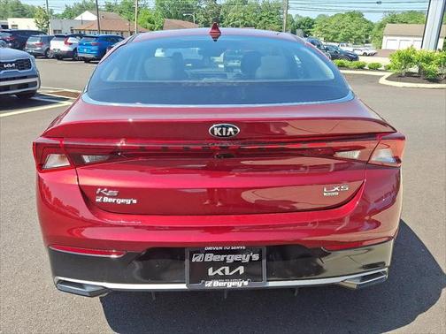 2021 Kia K5 LXS