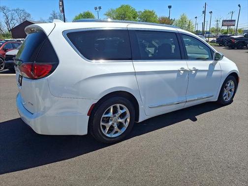 2018 Chrysler Pacifica Limited