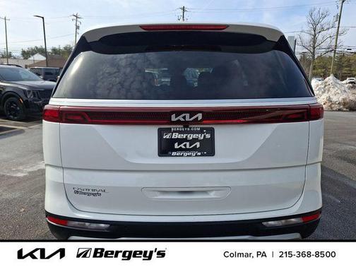 2024 Kia Carnival LX