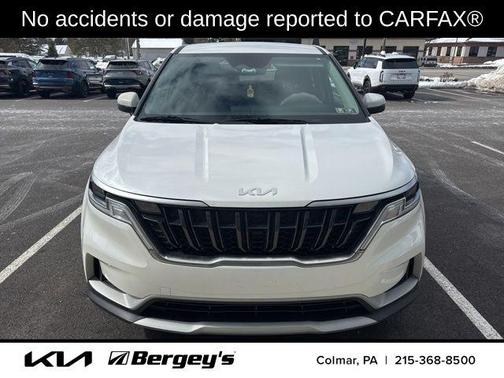 2024 Kia Carnival LX