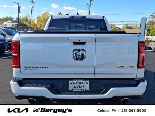2025 RAM 1500 ST