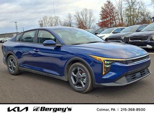 2025 Kia K4 LXS