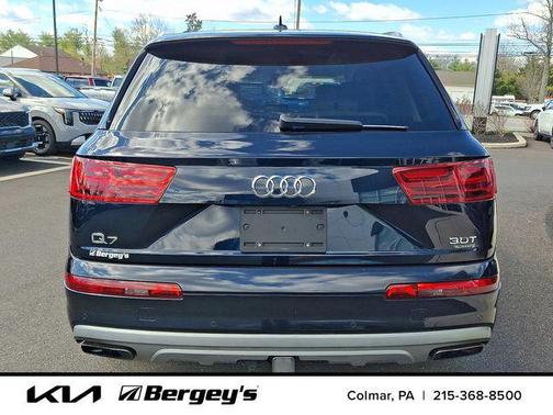 Ink Blue 2017 Audi Q7 3.0T Premium