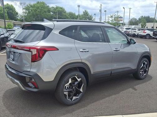 2025 Kia Seltos EX