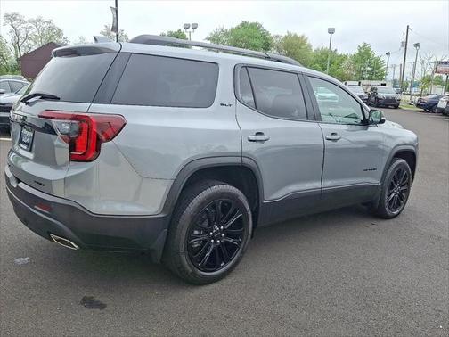 2023 GMC Acadia AWD SLT
