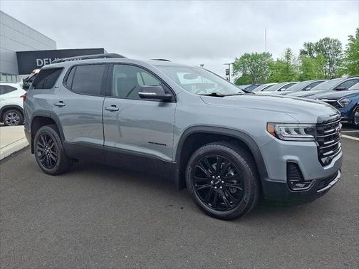 2023 GMC Acadia AWD SLT