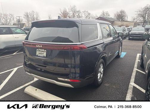 2022 Kia Carnival LXS