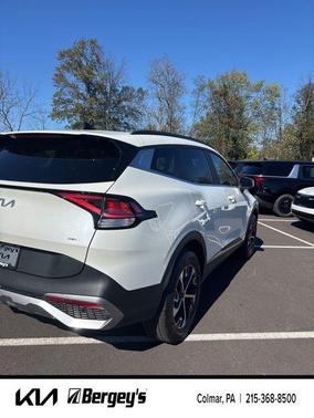 2023 Kia Sportage Hybrid EX