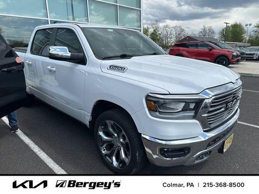 Bright White Clearcoat 2023 RAM 1500 Laramie