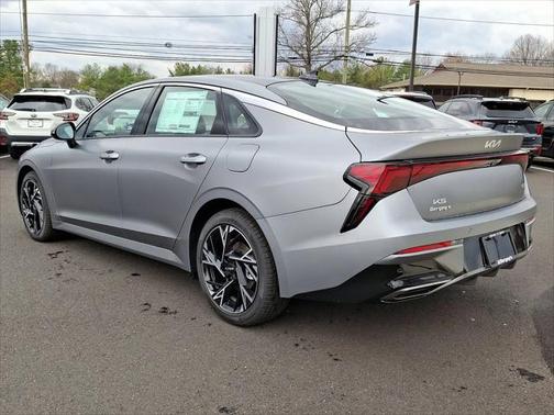 2025 Kia K5 GT-Line