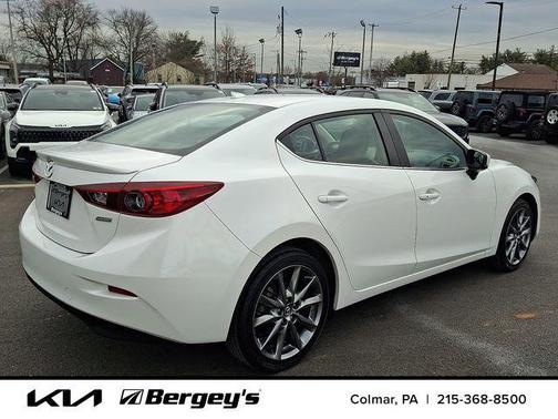 2018 Mazda Mazda3 Touring