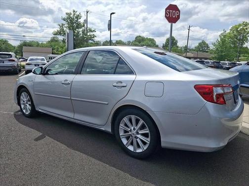 2012 Toyota Camry Hybrid XLE