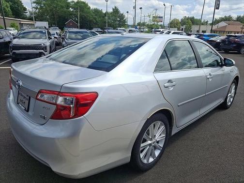2012 Toyota Camry Hybrid XLE
