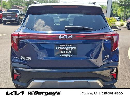 Dark Ocean Blue/White Roof 2024 Kia Seltos SX Turbo