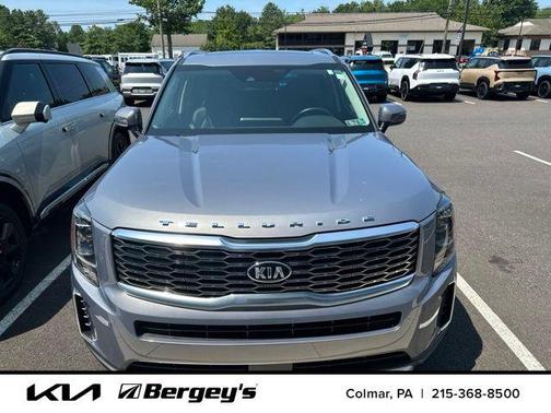 Everlasting Silver 2020 Kia Telluride EX
