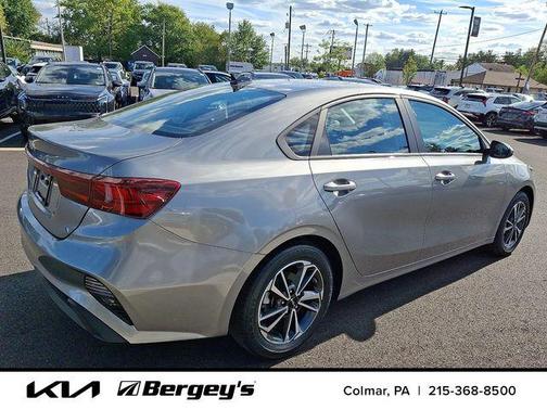 2022 Kia Forte LXS