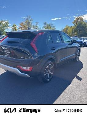 2025 Kia Niro LX