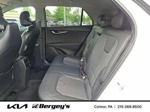 2025 Kia Niro EX