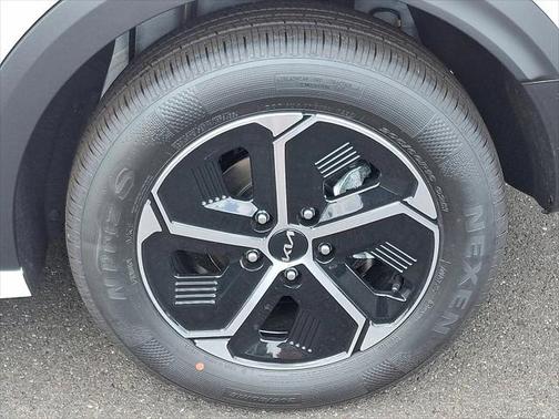 2025 Kia Niro EX