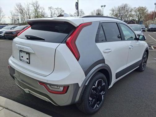 2025 Kia Niro EV Wave