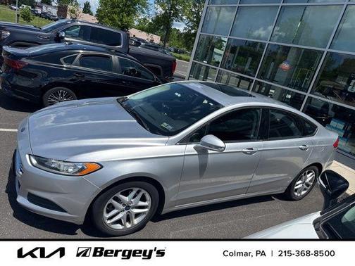 Ingot Silver 2014 Ford Fusion SE