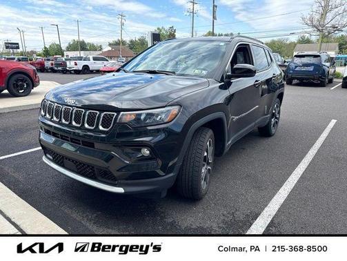 Diamond Black Crystal Pearlcoat 2023 Jeep Compass Limited
