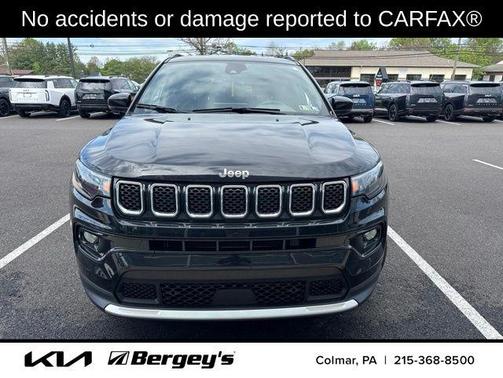 Diamond Black Crystal Pearlcoat 2023 Jeep Compass Limited
