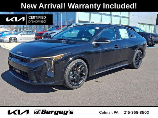Aurora Black Pearl 2025 Kia K4 GT-Line Turbo