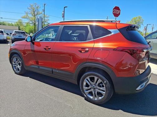 2022 Kia Seltos S