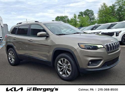 Light Brownstone Pearlcoat 2019 Jeep Cherokee Latitude Plus