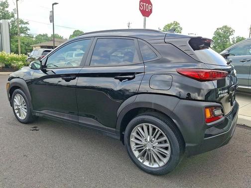 2020 Hyundai KONA SEL Plus