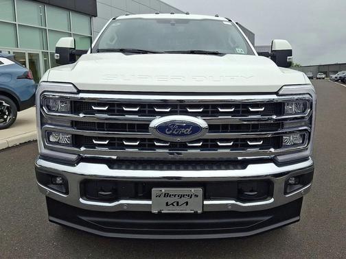 2023 Ford F-350 Lariat