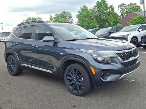 2023 Kia Seltos Nightfall Edition
