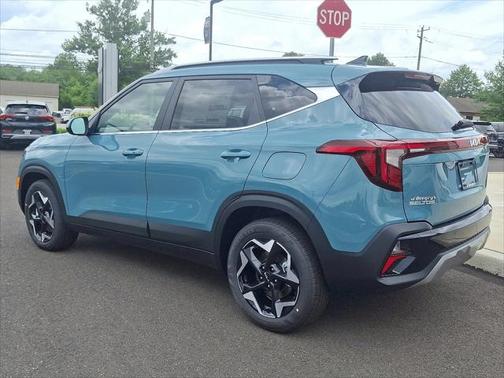2025 Kia Seltos EX