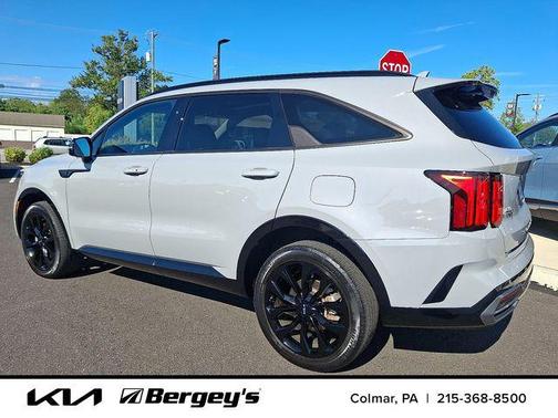 2022 Kia Sorento SX