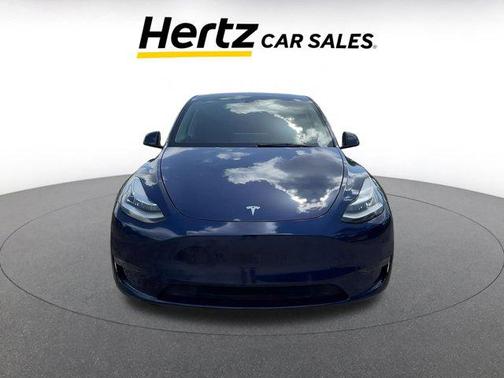 2022 Tesla Model Y Long Range Dual Motor All-Wheel Drive