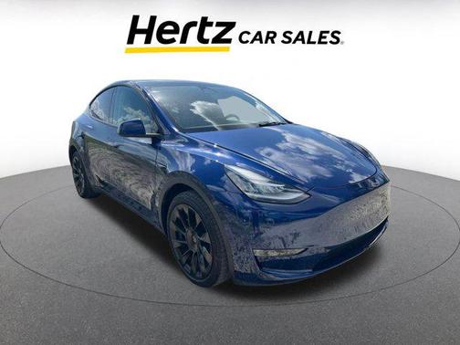 2022 Tesla Model Y Long Range Dual Motor All-Wheel Drive