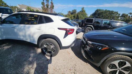 2025 Chevrolet Trax LT