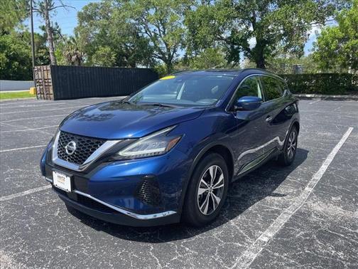 Photo 3 of 27 of 2020 Nissan Murano SV
