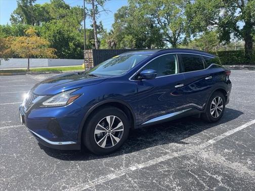 Photo 4 of 27 of 2020 Nissan Murano SV